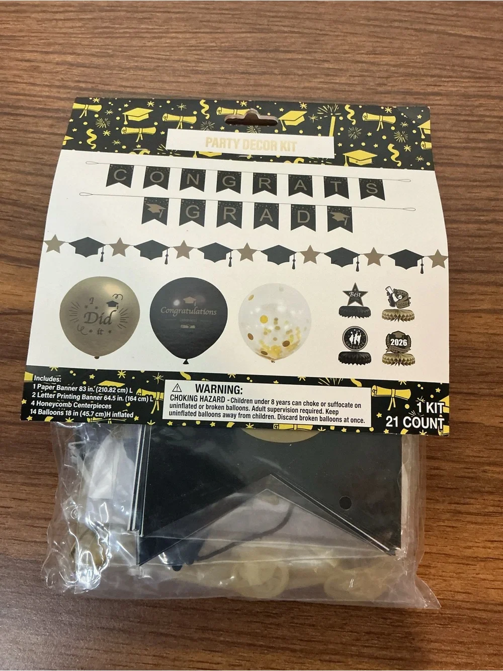 Black & Gold Party Decor Kit - Graduation